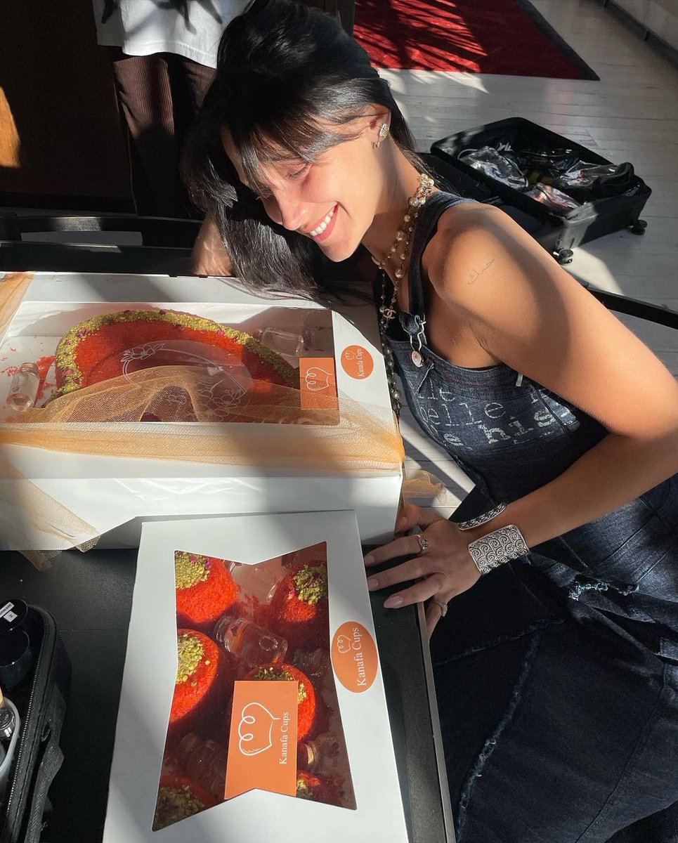 HadidNews's tweet photo. kanafa.cups: “Happy birthday to our QUEEN Bella Hadid!! I had the honor to make her birthday cake and I couldn’t be happier!!! 🫶 💗 @bellahadid 
#kanafacups #kanafa #birthdaycake #bellahadid #bellahadidbirthday #bella #birthdaycelebrations #palestinian” https://t.co/rSFMLElohO