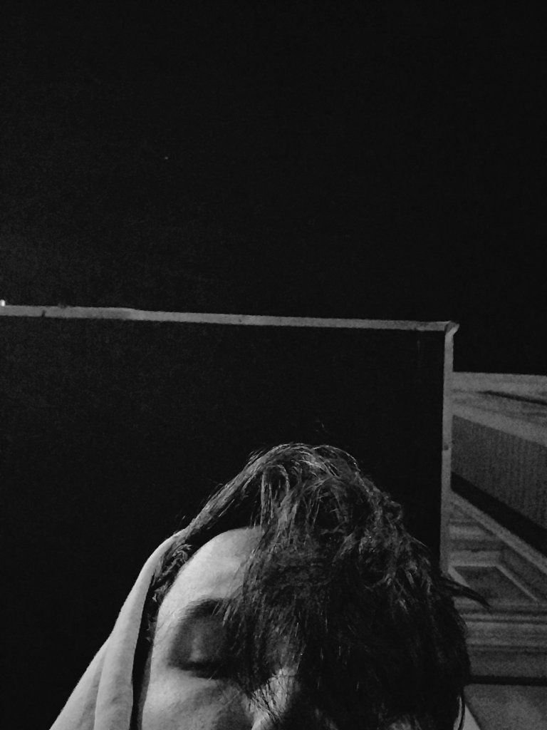 whynot_imsky's tweet image. Ye moghehayi bood
Har varemoon rang bood
#StopHazaraGenocide