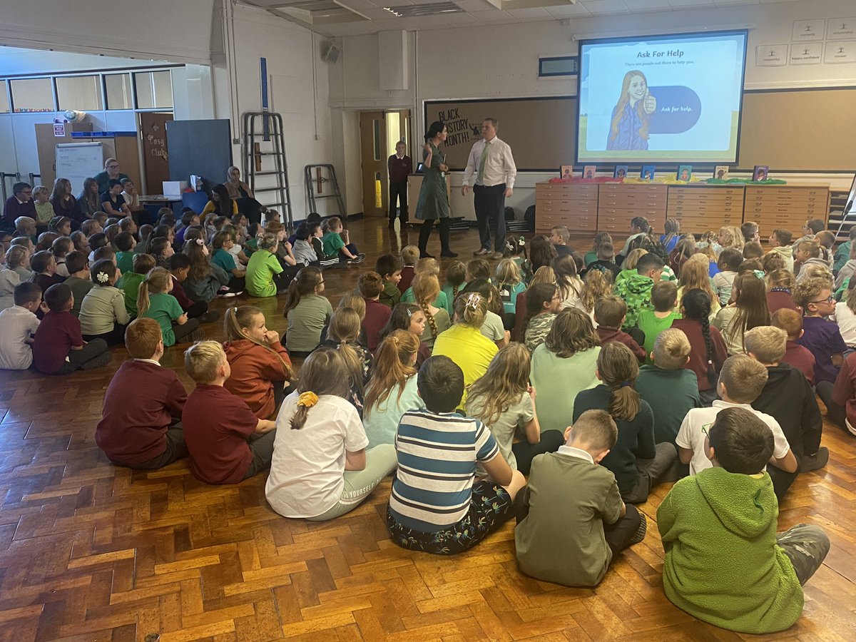 CarrfieldPA's tweet photo. Carrfield acknowledged world mental health day today by wearing green. We also shared what we can do if we need to talk to someone. Our newly appointed school council chair and vice chair introduced a worry box system in all our classrooms. #WorldMentalHealthDay #oktoaskforhelp https://t.co/ig0H1meRuV