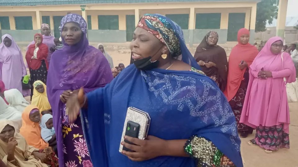 wpo2023's tweet photo. Women for Peter OBI (WPO) during the Grassroots Sensitization was in collaboration with Doctors for Peter Obi support group and labor party of Bauchi State.

#ObiDatti2023 #LabourParty #wpo #obidatti4anewnigeria https://t.co/UtNGeBPjZT