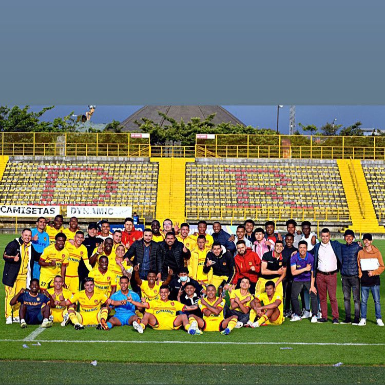 davidsuarezdt's tweet photo. Gracias @BogotaFC  por esta bonita experiencia, Se lucho hasta el final, me quedan muchos recuerdos y un gran aprendizaje “RESILIENCIA AL 100%” HASTA PRONTO AMIGOS. https://t.co/vhECXH4H02