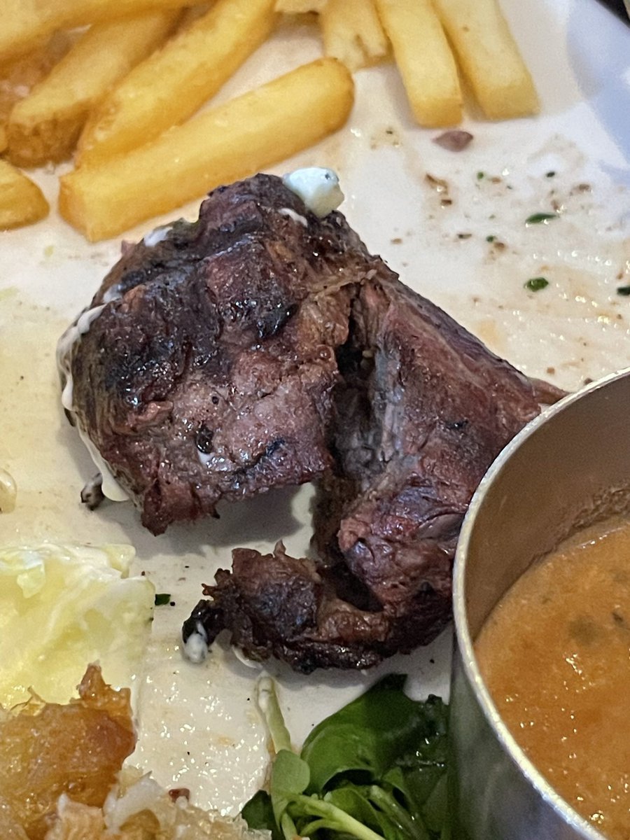 Tony_vodka's tweet photo. @MillerandCarter @Steve_Map Wish my Miller and Carter fillet steak from the weekend looked like that - was told that was normal ! Never ever again https://t.co/IQpPrTOs1W