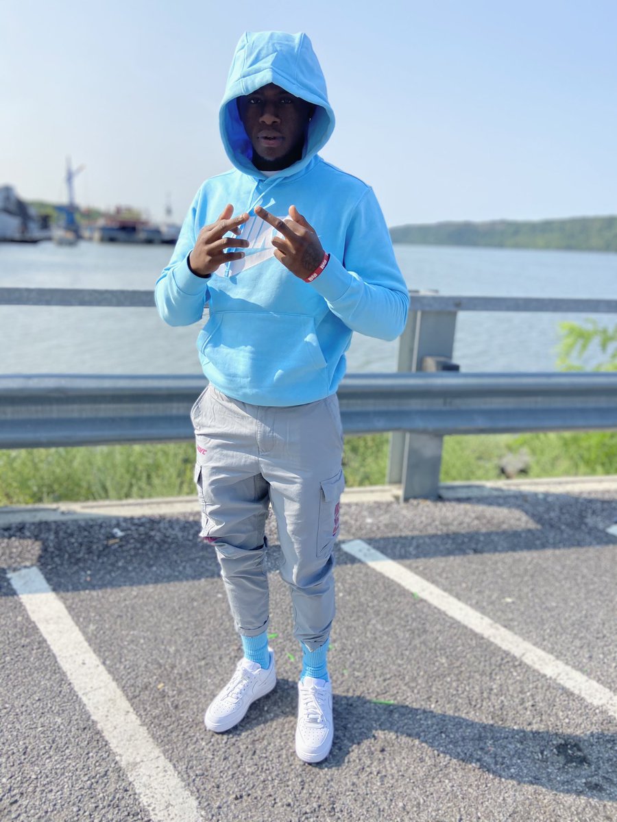Wheres_TheMoney's tweet photo. Ocean Blue 💠 https://t.co/xssx0AzVK7