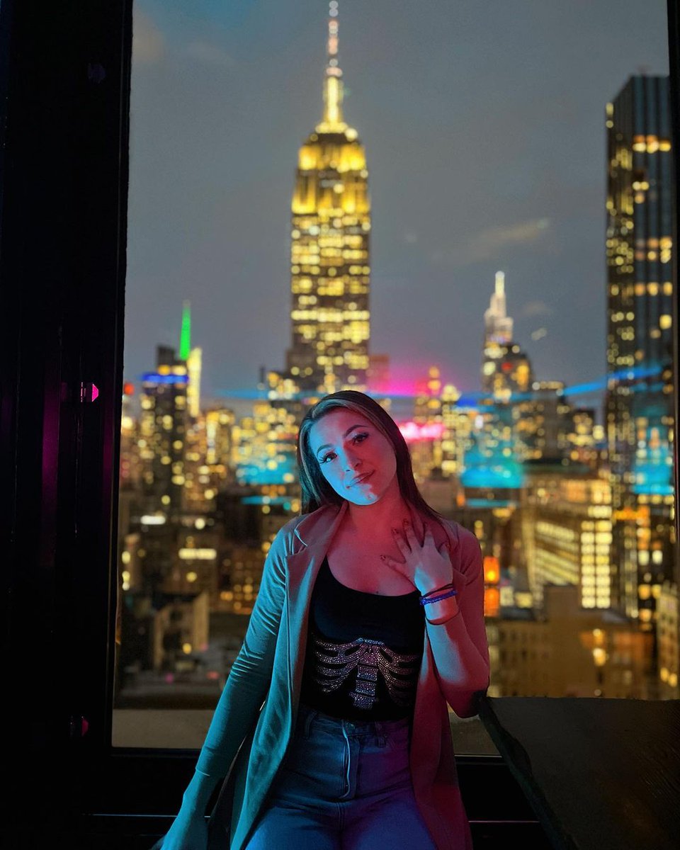 The silent worker bee working on being queen