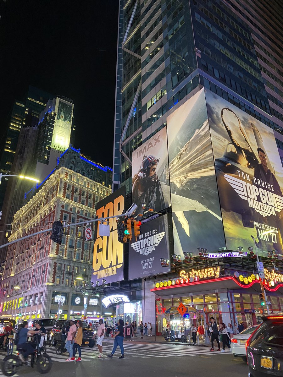 isky_sb's tweet photo. Times Square, USA 🇺🇸 https://t.co/U2wimHUZ7L