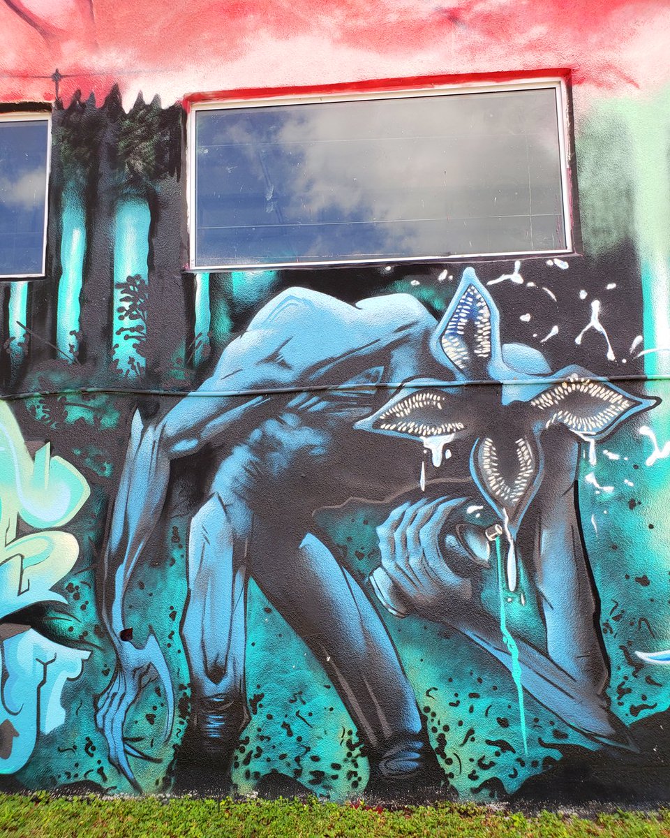 ProfessorX305's tweet image. Beyond the Letters there is a world of subject matter to express. Here are some of my explorations of Aerosol Anatomy I&apos;ve explored the past few years.🌠
.
.
#web3writers #cancontrol #writersbench #graffitiart