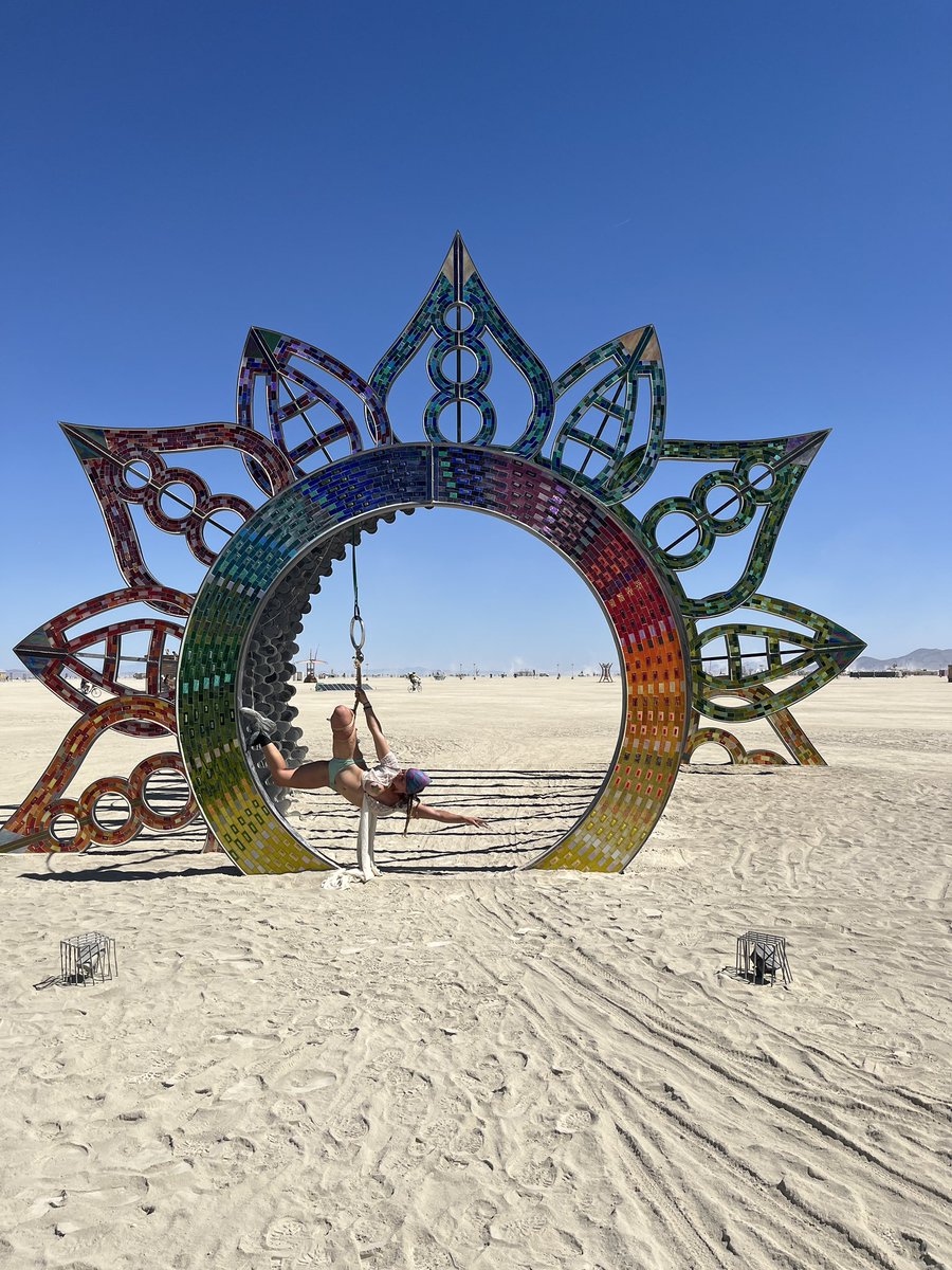 sprklygemlegend's tweet photo. A few pix of self ties at #BurningMan2022! #selftie #shibari #ropebondsge https://t.co/3vqF7DgIHB
