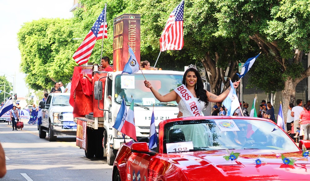 Scientology's tweet photo. Los Angeles @Dianetics Foundation: Proud Partners in Central American Freedom Day Celebration https://t.co/x1bBxXD8rM
Dianetics, with its promise of personal freedom, brings a message of hope to the annual #LosAngeles #COFECA (Central American Federation) parade. #LA https://t.co/MdF9LEsrYJ