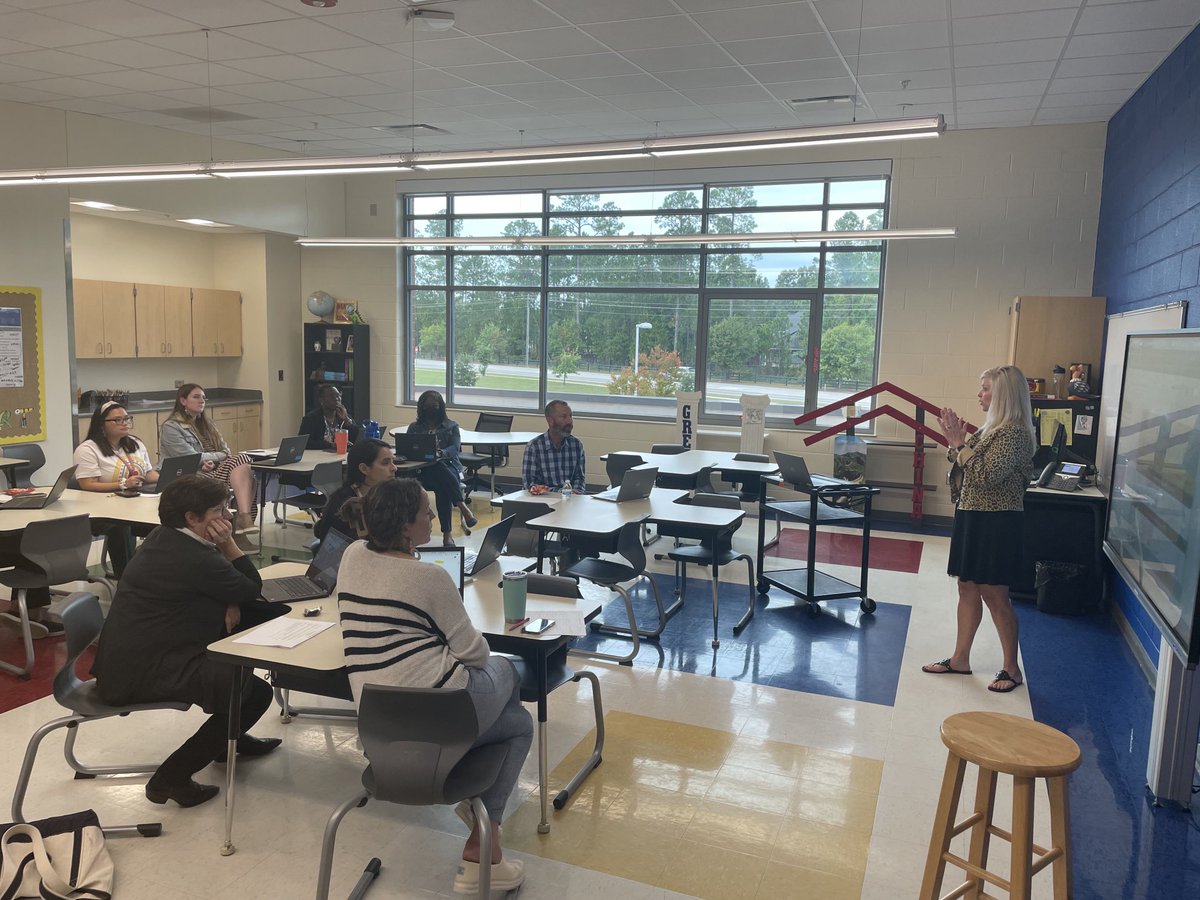 Jeff7752's tweet photo. Incredible PD sessions today led by our staff!  We are getting stronger! https://t.co/SeOdLzjCad