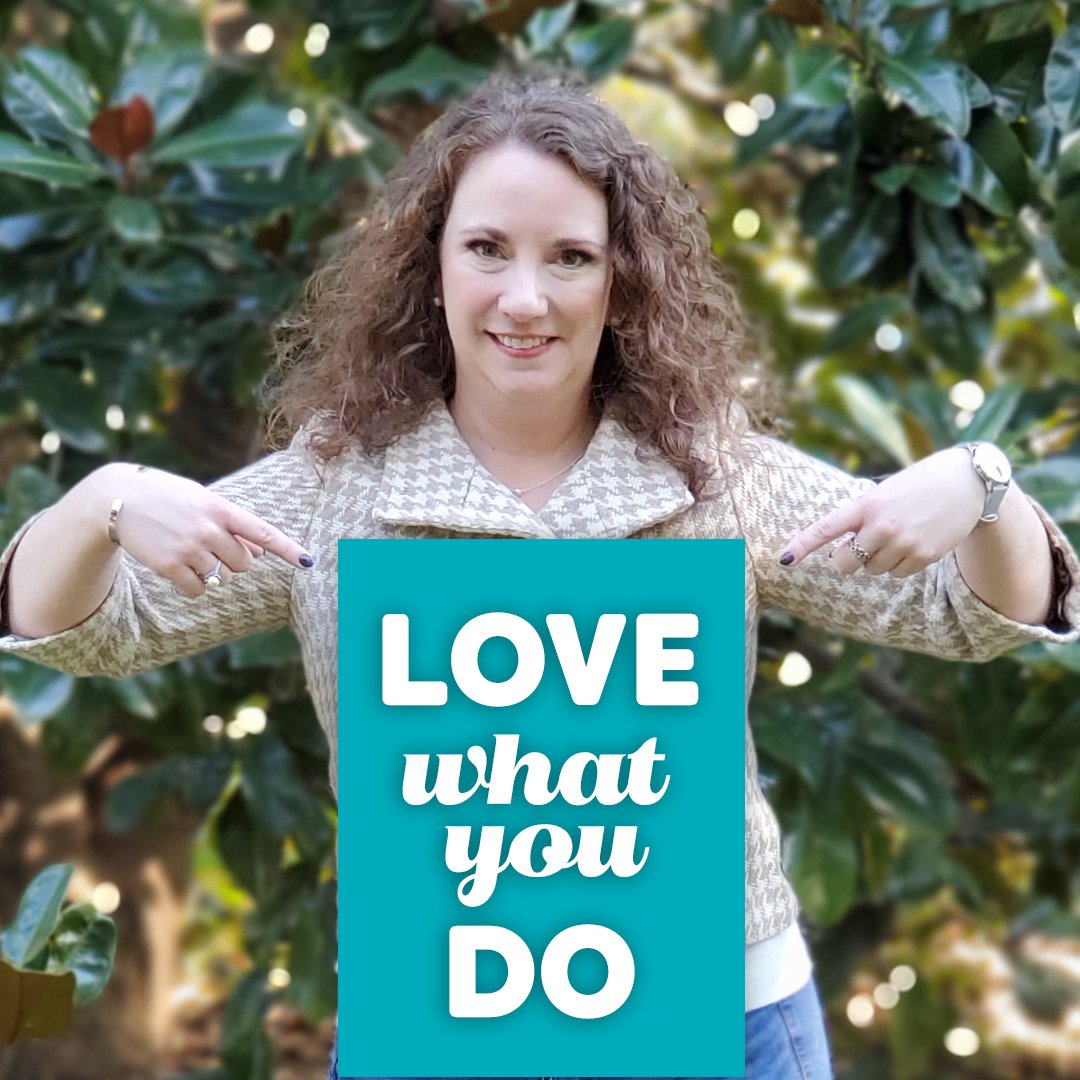 JenRenMurica's tweet photo. Happy #MarketingMonday! This weekend, I pushed myself to get back on track with my #PrettyMuscles by @ErinOprea fitness plan. I don't have to tell you that it's hard to manage everything AND work out regularly, but it's all about effort and loving what you do. Have a great week! https://t.co/4rVdMvJCiW