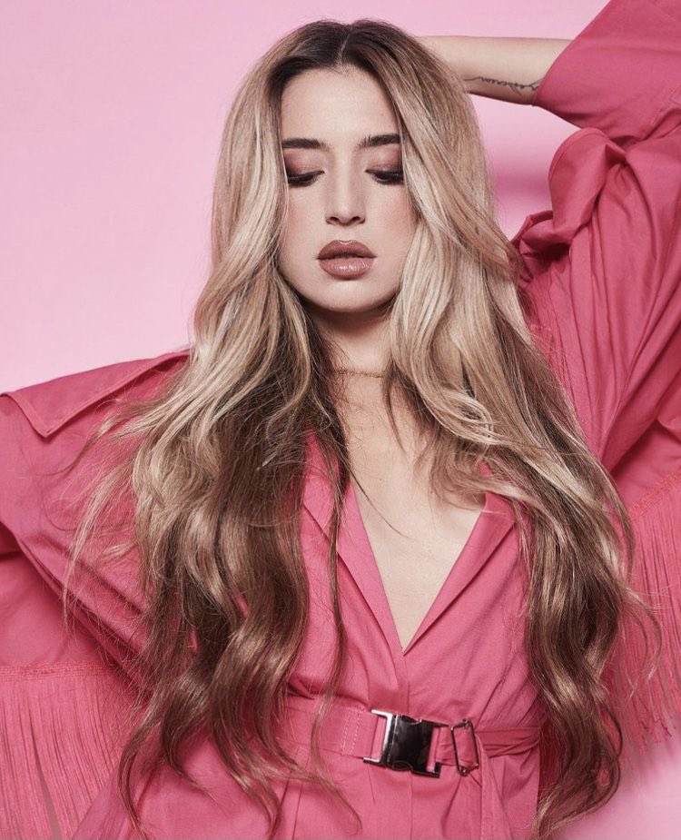 imstudcnt's tweet image. ╰── 𝐺𝐼𝐴 𝑀𝐴𝑇𝐸𝑂 ──╯

     ⊪⋮𝘌𝘴𝘵𝘶𝘥𝘪𝘢𝘯𝘵𝘦 𝘥𝘦 𝘥𝘰𝘣𝘭𝘦 𝘨𝘳𝘢𝘥𝘰

         ⊪⋮ 𝘟𝘟𝘐𝘝 𝘷𝘦𝘳𝘢𝘯𝘰𝘴

               ⊪⋮ 𝘈𝘮𝘢𝘯𝘵𝘦 𝘥𝘦 𝘭𝘰𝘴 𝘢𝘯𝘪𝘮𝘢𝘭𝘦𝘴

                    ⊪⋮𝘉𝘢𝘪𝘭𝘢𝘳𝘪𝘯𝘢 𝘤𝘰𝘮𝘰 𝘩𝘰𝘣𝘣𝘪𝘦

      ♡ or ↻