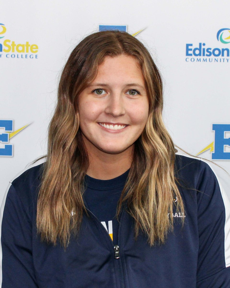 OCCACSports's tweet photo. PLAYER OF THE WEEK

Brianna Slusher, Edison State

Double-digit kills in all five contests.

Dug 10 or more balls in four of five contests and averaged 4.1 digs per set. 

Four double-doubles were accompanied by 11 blocks (five solo) and four aces. https://t.co/j1w8pUqanZ