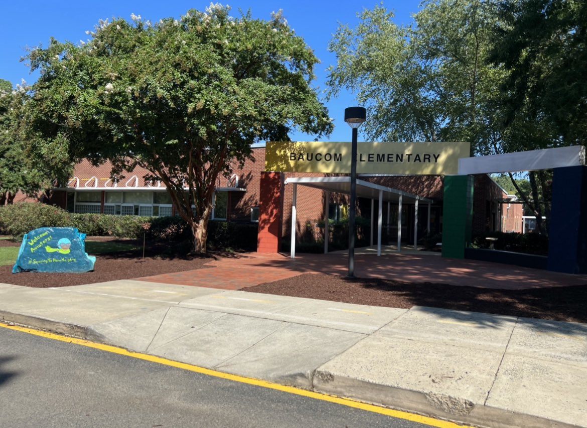 Walk to school day is this Wednesday, 10/12/22. 🏃🏻‍♀️ Participating families, plan to meet at CC Jones park in Apex at 8:10am. The walk will start around 8:20. Police will be there to escort us, but please walk with your child and use the sidewalks to stay safe! #soaringtonewheights
