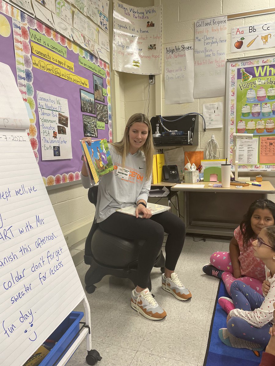 PrincetonWBB's tweet photo. Giving back to the community. 🧡🖤

The Tigers enjoyed working with @Let_Her_Play this weekend supporting @PrincetonWSoc and reading to students in local elementary school classrooms! https://t.co/n83qpnQ9tH