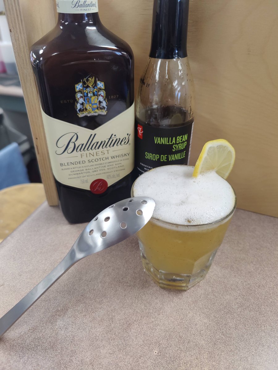 DowntheHatchAC's tweet photo. If you thought our last sour drink made your mouths pucker, wait till you try @DowntheHatchAC's and @BestBarMix's Extreme Lemon Sour! This is our first time using citric acid and soy lecithin to create a stinging surprise. Check out more of our drinks at #ACMixHour https://t.co/PaycP2oEs5