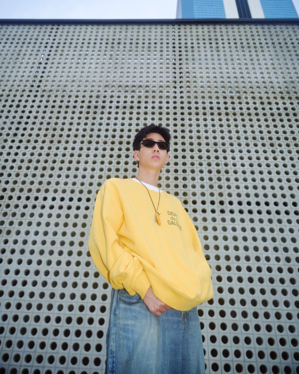 misoyim90's tweet image. แว่นยังมีเลนส์ แล้วเธอจะมีใจเมื่อไหร่อะ 🤪 @off_tumcial