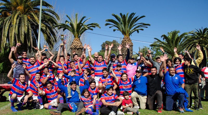Rugbiers_'s tweet photo. #ARUSE | Finales: @CarnerosRC se coronó Campeón del Clausura Serenense sin jugar. Ganaron por No Presentación a @SeminarioRugby Por la Copa de Bronce URRES superó a Perros de Copiapó 📸 Karla Hoffman / @elquizoom - https://t.co/MwKTJx4NsX
@Kia_Chile @celtry @UAI_VINA #Irrisolar https://t.co/PNySV2GXH4