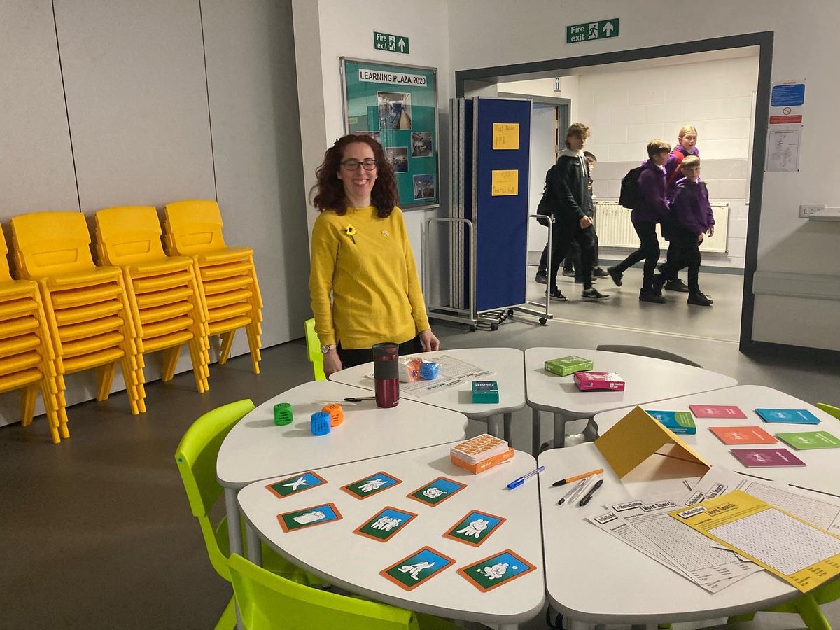 BanAc_HWB's tweet photo. #helloyellow at #banchoryacademy https://t.co/waDoXwjBdq