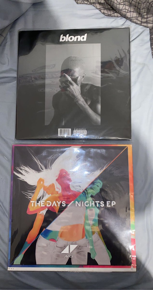 dmiffs's tweet photo. Picked up two rarities yesterday… #FrankOcean Blond &amp; #Avicii Days/Nights EP! Both only 1,500 copies made.🔥📀 https://t.co/WgsuPH7zIW