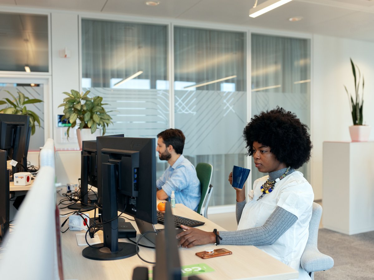 Lifeattrivago's tweet photo. A healthy work-life balance is an important factor closely connected to mental and physical health, which is why flexibility is a key component of our working culture. From self-determined holidays to our hybrid work model, we trust our talents to manage their own working time🙌 https://t.co/aEjlv6jnug