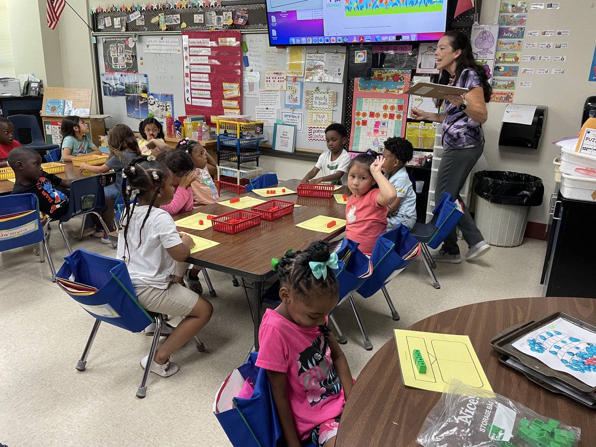 DocAmandaWalker's tweet image. Aggressive monitoring laps in Kinder with Part Part Whole! #rugelallin