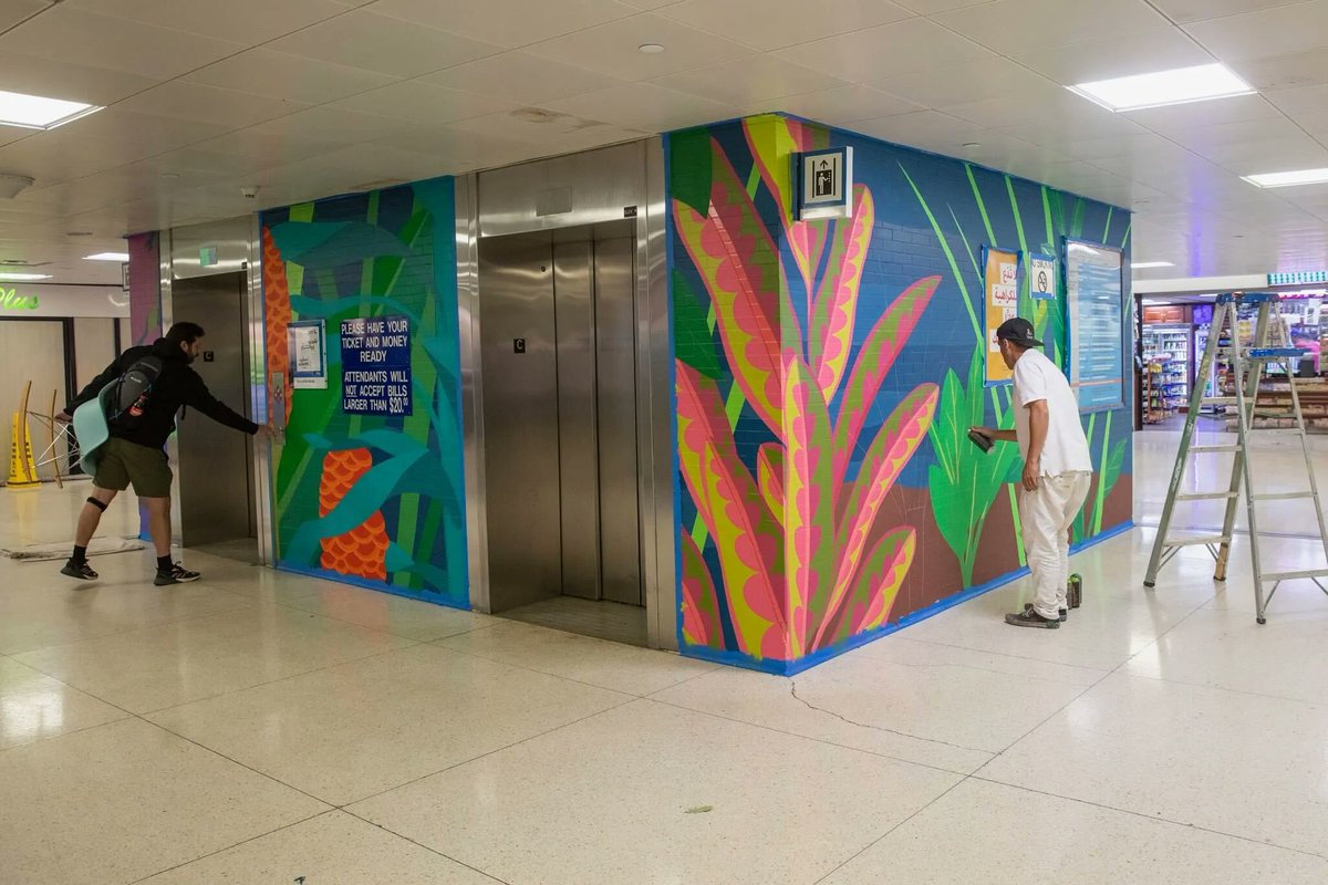 JerseyCity's tweet photo. Nelson Cekis and team paint “Wild Journey”, a series of murals in the lower level of the Journal Square PATH Station as part of a #JerseyCity Mural Art Project and in collaboration with the NY/NJ Port Authority. 
 
@JCArtCulture https://t.co/d1HtN3ulUa