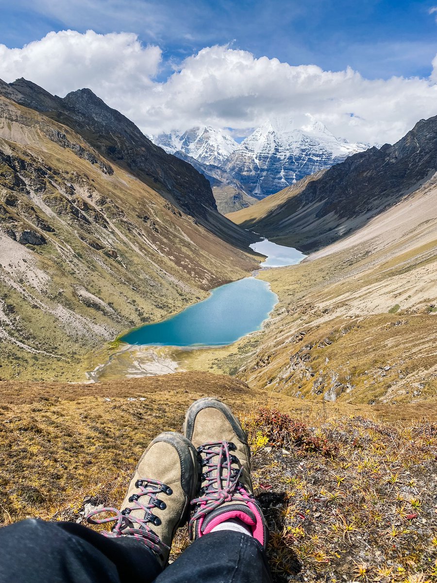 t_dsamurai's tweet photo. 📍 Tshophu (a.k.a the twin lakes) https://t.co/6XzopjP5x6