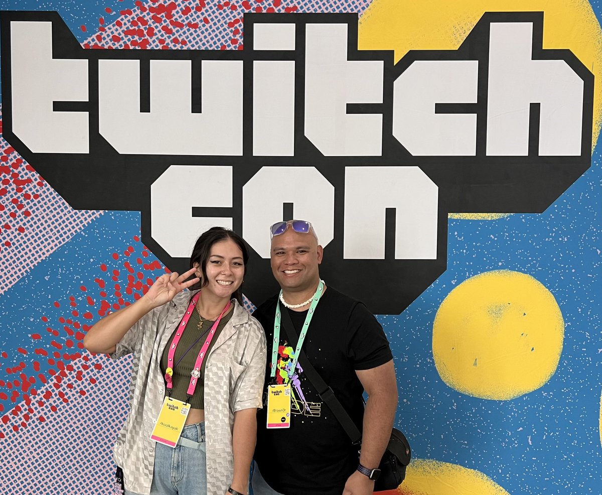 Brawn3r's tweet photo. Met up with so many beautiful souls at TwitchCon.  Here are just a few. @T34Burg @SeventhVenus @jessnrabbit @koolkayak_ @DameSempiternal @dubbo_x3 @wafflessss61 https://t.co/hGj1dRHQF6