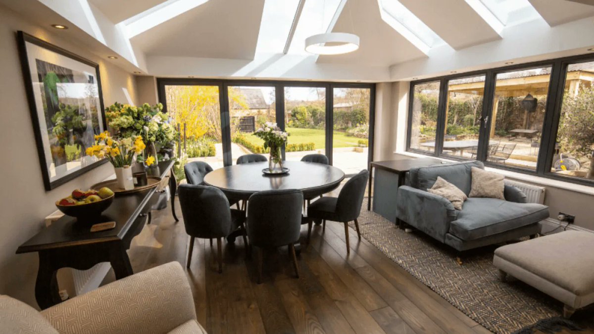 RoofsWarm's tweet photo. Livinroof #houseextensions blend the benefits of solid conservatory roofs and glass conservatory roofs. The Livinroof allows homeowners to add glazing wherever they want to and in any shape.

🌟 TRADE WELCOME 🌟 https://t.co/qSklEKPAE1
