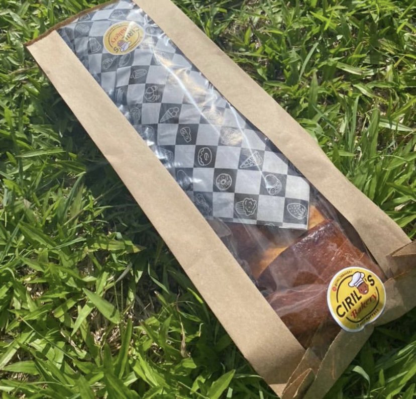 PableOstos's tweet photo. #CiudadGuayana | Mi amigo de cirilosbakery (Instagram) ya está sacando su delicioso pan de jamón🙌🏻🔥

Pan de jamón de 1,2 KG⬇️
🍖Medio kilo de jamón Plumrose
🥓100 gramos de tocineta ahumada
🫒Aceitunas y pasas.

Contacto:
0412-9477313📲

¡Se los recomiendo! https://t.co/W6qc8Cmgpj