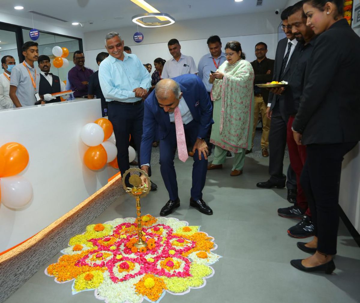 IncedoInc's tweet photo. It is with great pleasure that we announce the formal inauguration of our new office in Hyderabad. We’re excited to be part of a tech hub that is bustling with innovation and new technologies. @seth_nitin  inaugurated the new facility. 

#lifeatincedo #officeinauguration https://t.co/CXfeShOPGF