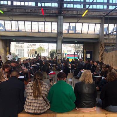 AfevFrance's tweet photo. Aujourd'hui, nous étions aux Rencontres Thématiques des #Citéséducatives pour animer un atelier autour du soutien à la parentalité🙋
Fruit d'un travail de 2ans sur les "Relations avec les familles” en lien avec 17 Cités éducatives, il donnera lieu à un guide publié en décembre ! https://t.co/SzDp25O1kw