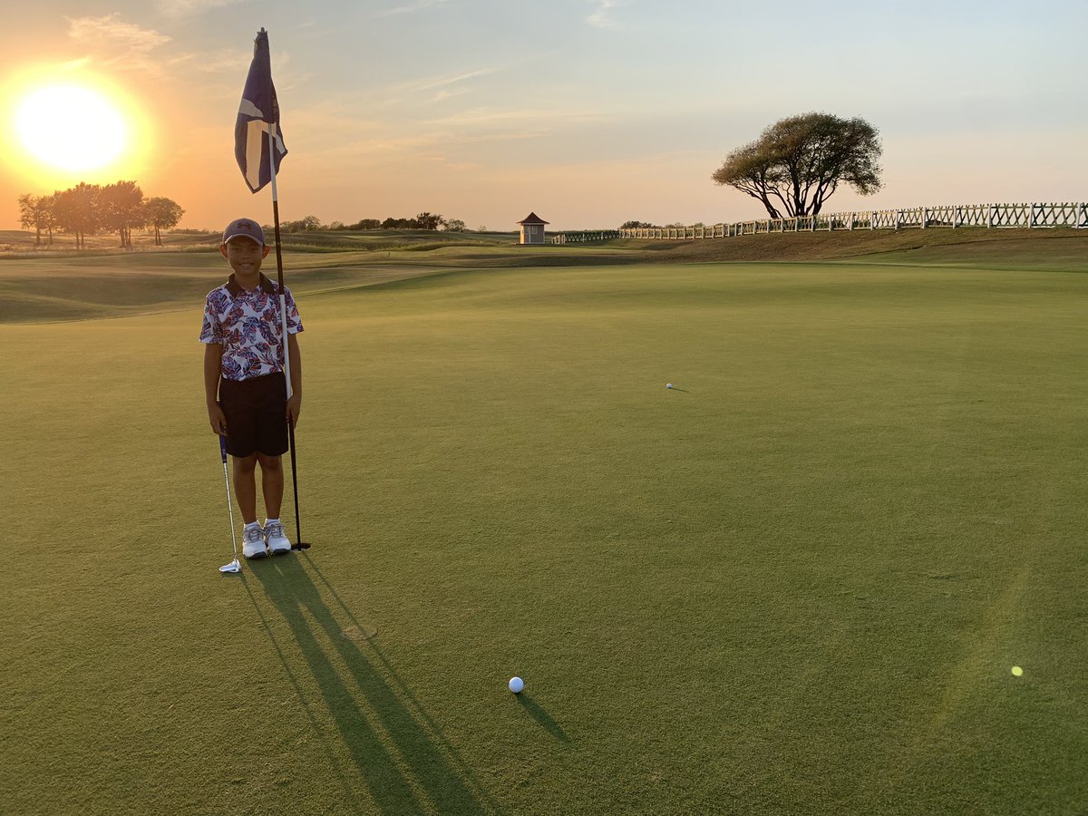 SebastianMarif0's tweet photo. 18 holes practice           #thetributegolfclub #golfkids #golfboys #golfer #golflife https://t.co/Pu5eXezocn