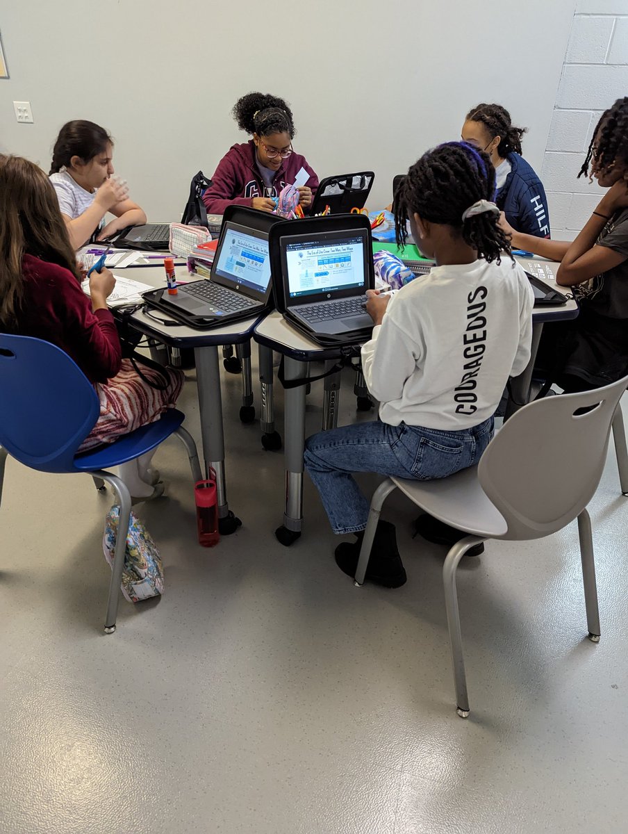 History_Middles's tweet photo. Ms. Delgado joined us for a lesson on Washington and Dubois - two men, with two different ideas #History #BuildingTheBestSPS @CfcmsHawks @SPSHistory_buzz https://t.co/P9vA8AmE6N