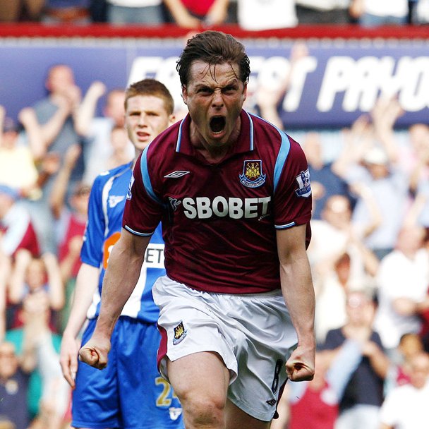 Happy birthday to 3-time Hammer of the Year, Scott Parker 