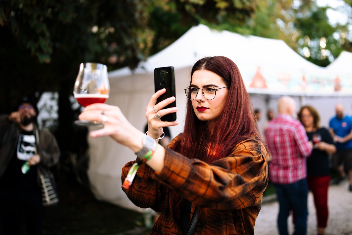 bpbeerweek's tweet photo. Check your inbox, a kind reminder has just been sent for all you wonderful people who signed up through our newsletter... The #bpbw #budapestbeerweek Earliest Bird period ends tomorrow!!! #nevergofullcraft https://t.co/HCNtwiny7g