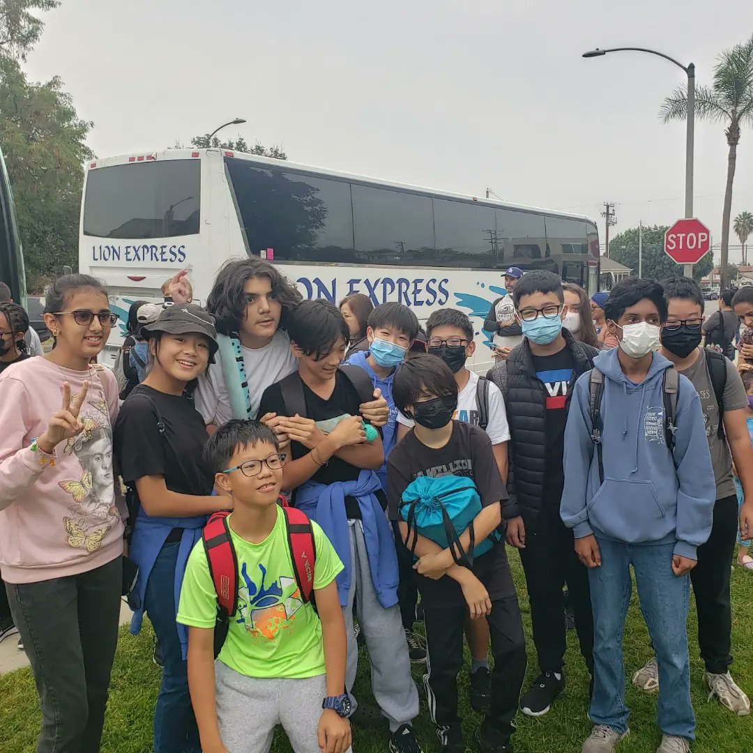 MsMimura's tweet photo. πππ7th grade is off to #faoss #outdoorscienceschool this week! @ArcadiaUnified @FirstAveMS @FirstAvePTSA #unplug https://t.co/GzA8ruIoUC