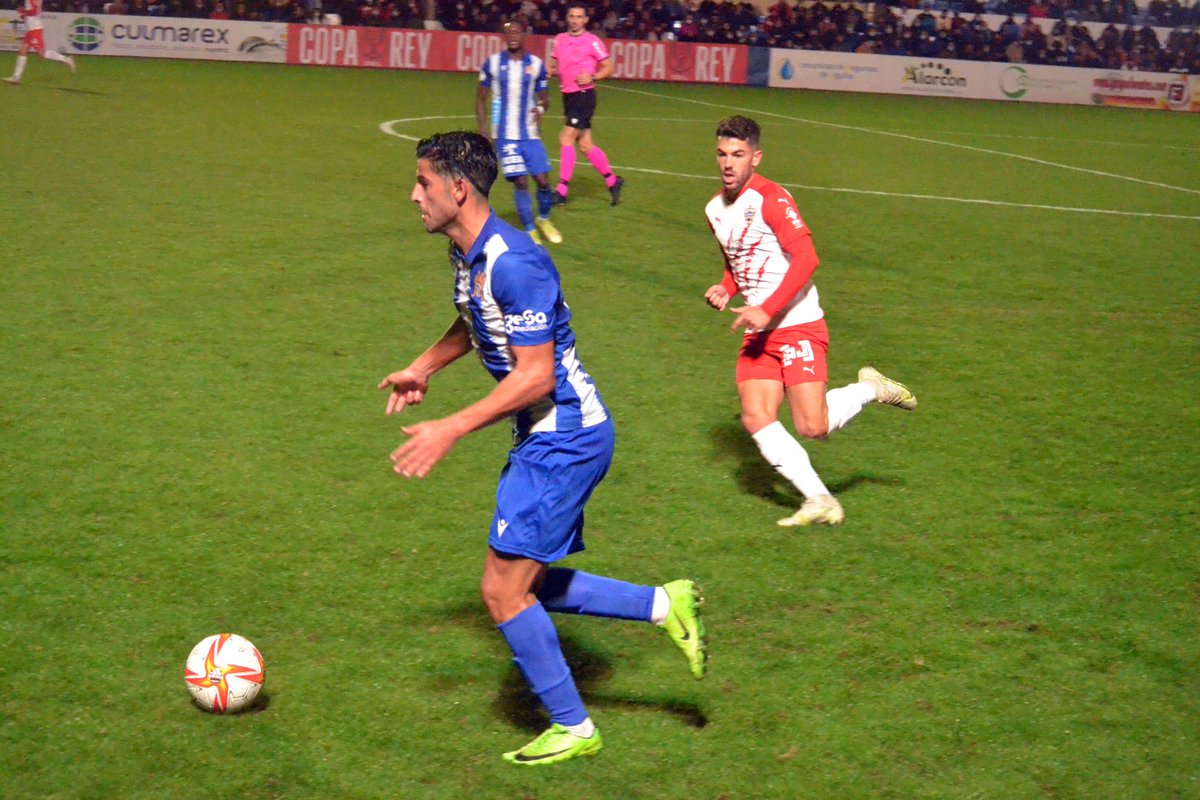 NOMBRE: Barrenetxea  <a href="/ibarrenetxea8/">Iñigo Barrenetxea</a>
DEMARCACIÓN: Centrocampista. Un 10.
PIE: Diestro
EDAD: 28 AÑOS
HISTORIAL RECIENTE:
➡️21/22: <a href="/pulpileatletico/">Club Atco Pulpileño</a> 2RFEF  3 goles
➡️20/21: <a href="/aguilas_fc/">Águilas F.C.</a>  2RFEF  10 goles

Jugador creativo con llegada 2ª línea

Highlights👇
youtube.com/watch?v=Cx4DTq…