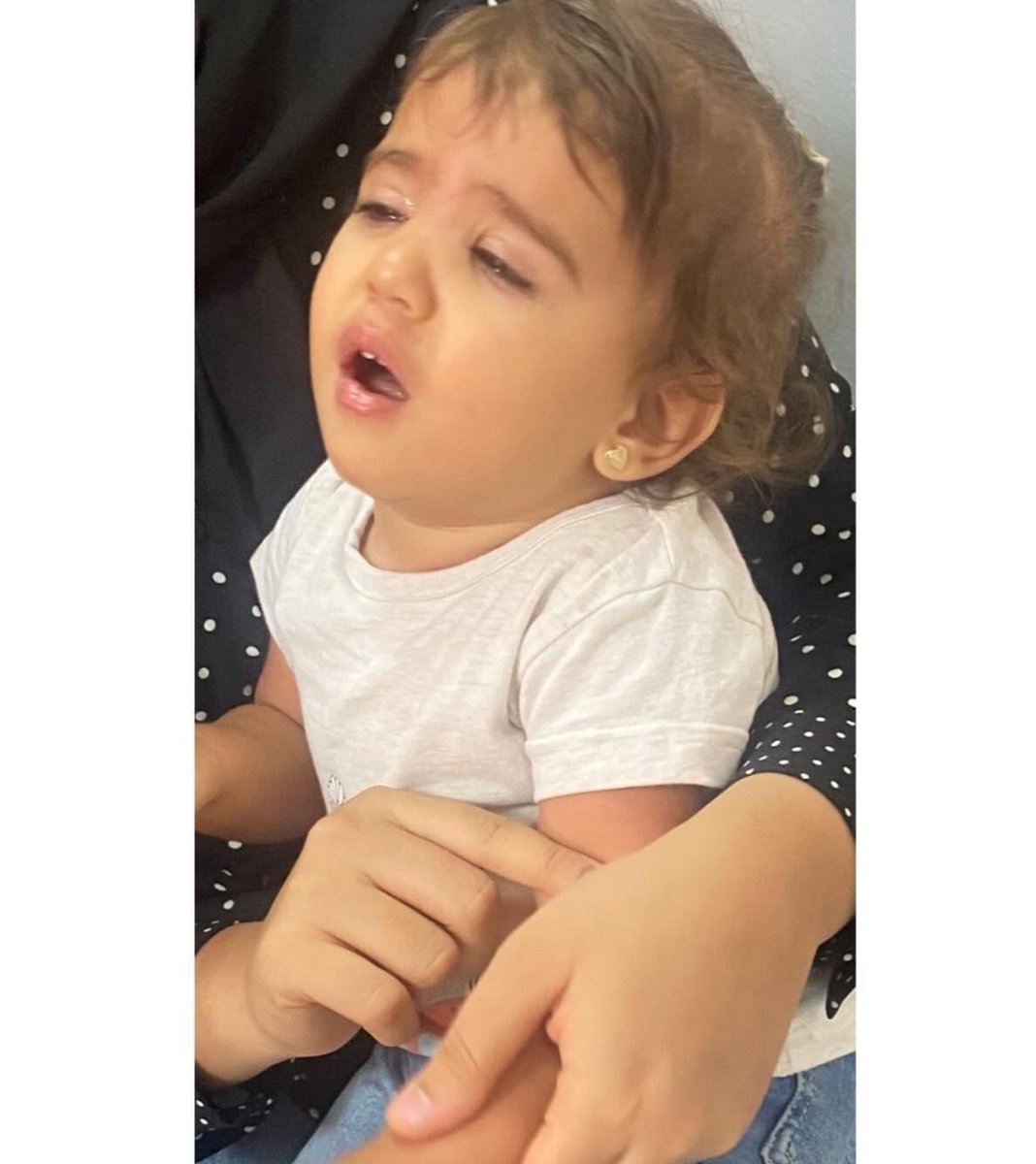 SamiaHa61162503's tweet photo. اللهم تولاها برحمتك الواسعة وإحسانك ولطفك الجميل
اللهم هون.... فهو عليك هين 🙏🙏
#سيلين_حياتها_في_خطر
#باقي_7مليون_بس
دعواتكم لسيلين 💔💔 ما نقص مال من صدقه
٩٢١٨٣ فوري
#انقذوا_حياة_سيلين https://t.co/zAT6l7llDX