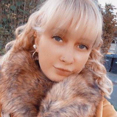 sarahdbl85's tweet photo. #NouvellePhotoDeProfil https://t.co/ORzxwgwRBW