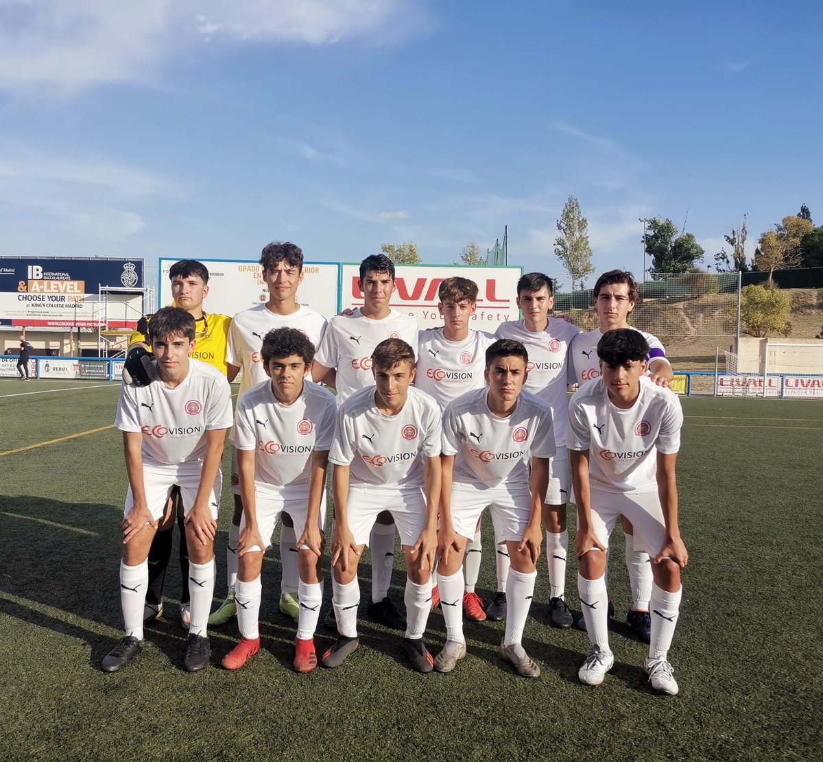 CDFTRESCANTOS's tweet photo. ESCUELA |
❌ Derrota del JUVENIL A por 2️⃣➖3️⃣ ante el @EFBarrioPilar "A".
✅ Victoria del JUVENIL B por 5️⃣➖0️⃣ ante el CD El Escorial.

#SomosCDF
#RendirseNunca
#VamosTresCantos
#SúmateAlBlancoYMorado🤍💜 https://t.co/RyIfbZ5Lm5