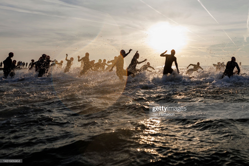 Some of the best images from our EMEA Sports photographers from last week. 📷: <a href="/_harrietlander/">harriet</a>/<a href="/FA/">The FA</a> + @clivejmason + <a href="/snapper_thommo/">Mark Thompson</a> + <a href="/Jan_Hetfleisch/">Jan Hetfleisch</a>. #gettysport #bestpic #pictureoftheday #sportsphoto #sportsphotography. More 📷 here gettyimages.com/search/2/image…