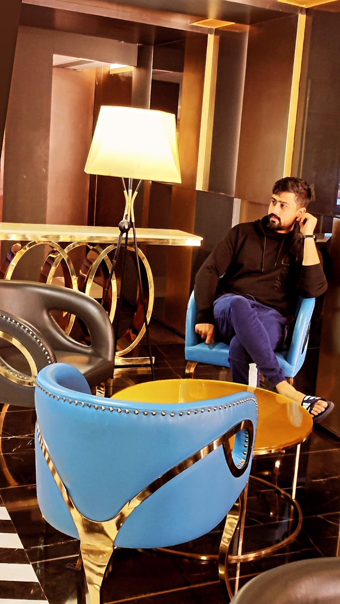 rahulsalanke145's tweet photo. Movie time #Kantara https://t.co/y4DpTmLffs