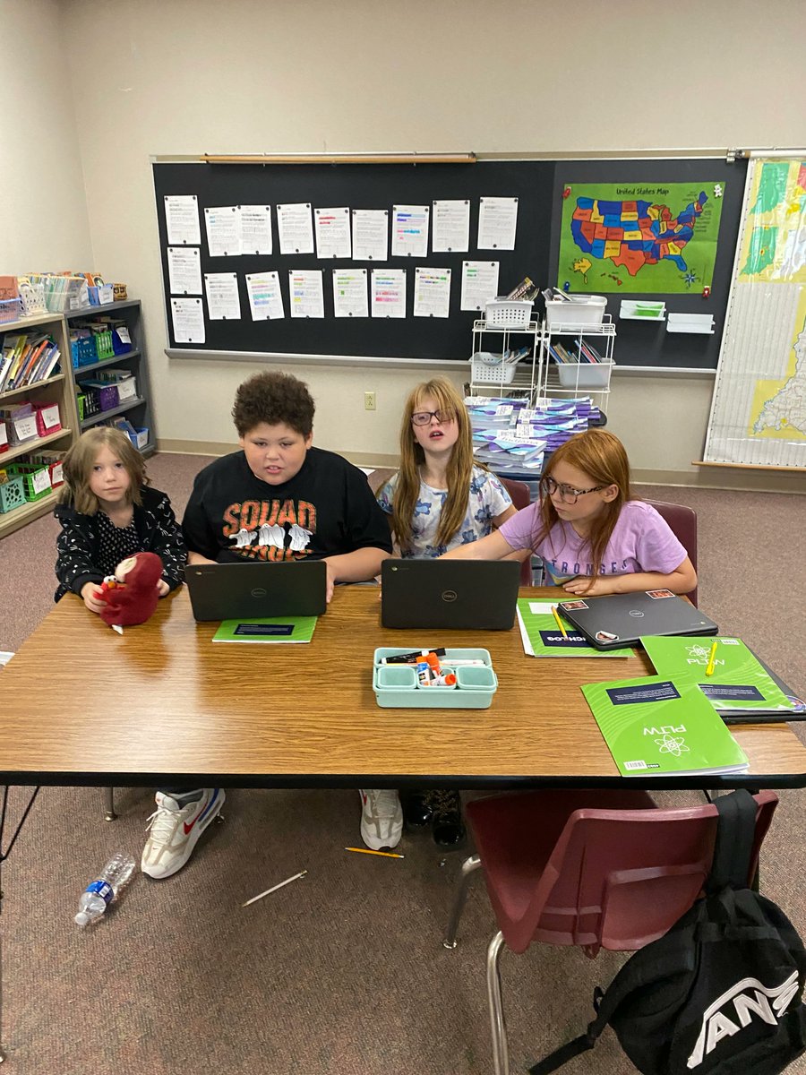 WWayneSchools's tweet photo. Western Wayne 4th-grade  students worked hard during their Hack-a-thon!  They were tasked with programming a video game that other students could play when they are bored. There was amazing collaboration and some awesome games were made! https://t.co/ZDR51Z7Usz