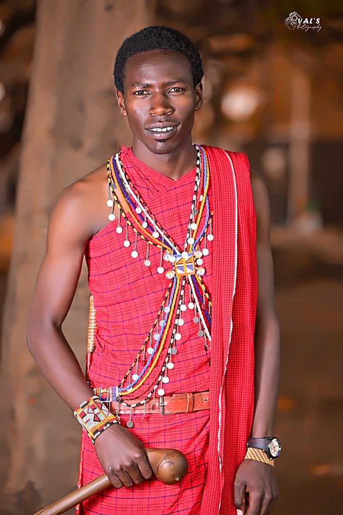 LesiamonJackson's tweet photo. Waliokuza Tamaduni zaidi nchini🤔👌,,,,,Happy to be a normad son💯❤️ https://t.co/ZX0Cxl2p3I