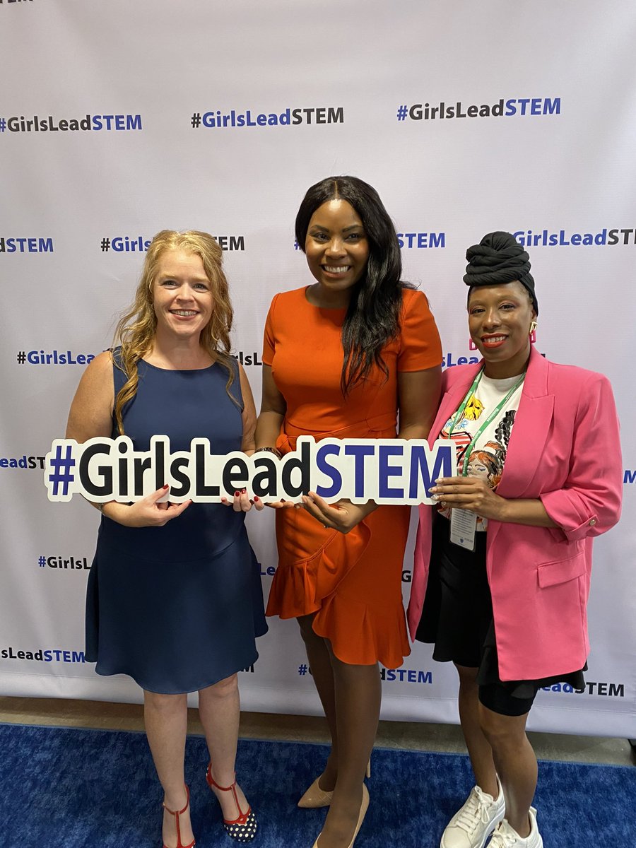 I’m still reeling from the #GirlsLeadSTEM kick off in LA. Thank you @GeenaDavisOrg for hosting, amplifying and collaborating with awesome people and organizations, @techbridgegirls, @ngcproject, @STEMNext, @girlsmoonshot, @IfThenSheCan, @CBSUnstoppable