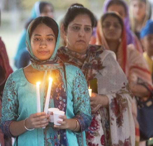 sikh_coalition's tweet photo. "No matter the distance, we're all connected. Especially when something so senseless and confusing happens. We all feel the impact.” A final candlelight vigil took place last night to honor Amandeep Singh, Jasdeep Singh, Jasleen Kaur, and Aroohi Dheri. https://t.co/PYkwIBrjOG https://t.co/c2UYWKJGiS