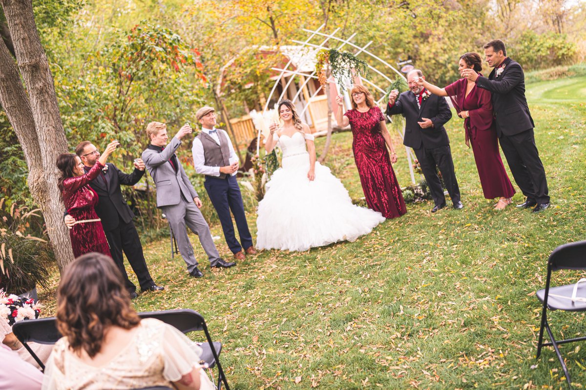 shauna_design's tweet photo. Cheers to our first year of marriage together! I love you so stinking much @FeedsTTV!
.
.
Images captured by Moede Photography
#MerryMattsons #FirstWeddingAnniversary #LoveOfMyLife #iDoAlways #CheersTo11Years https://t.co/o1tRArCjoD