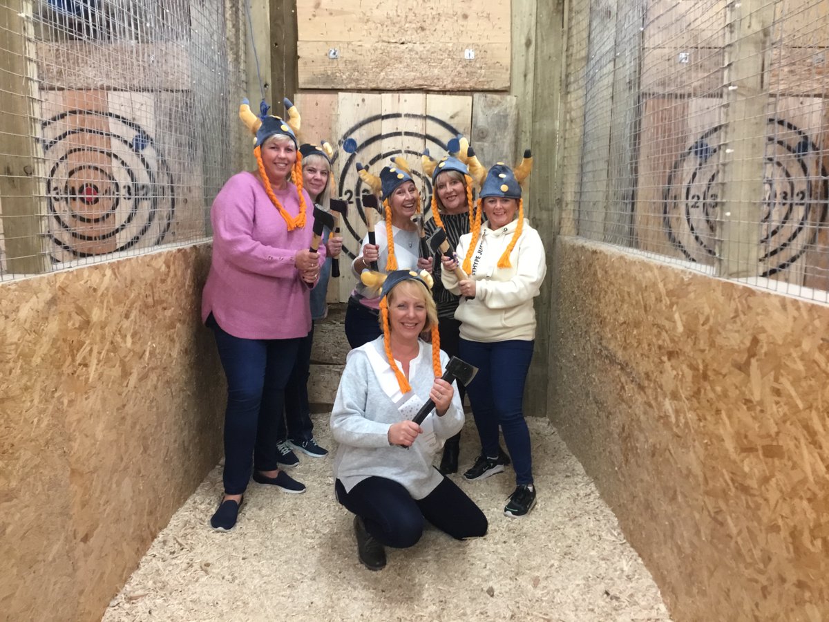 timber_jacks's tweet photo. What a fun-packed weekend we've just had😅 It was wicked! #Madness #AxeThrowing #FunWeekend #TimberJacks #Axes https://t.co/HCF7DLSeE9