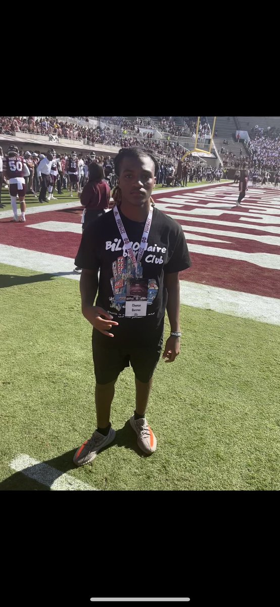 ChanceBarron5's tweet photo. Great time in StarkVegas this weekend thanks to @coachtonyhughes @bthackery35 @Thee_Matty_D @CoachZachArnett @CoachHopson https://t.co/uw9IKWjtZQ